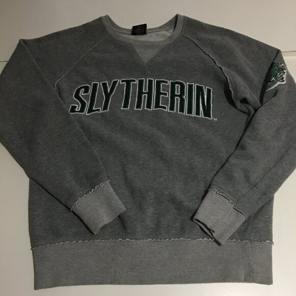 Harry Potter Slytherin Universal Studios Sweatshirt Size Small Wizarding World - Picture 1 of 8